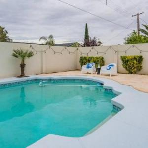 4BR Home in Scottsdale with Hot Tub by WanderJaunt