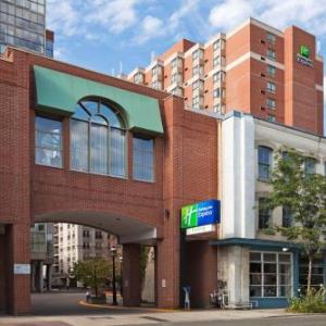 Holiday Inn Express Toronto Downtown