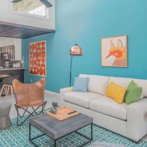 Sleek 2BR Townhome | Central Phx by WanderJaunt