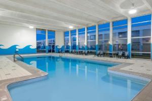 Ramada by Wyndham London, London