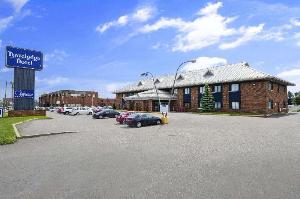 Travelodge Hotel by Wyndham Montreal Airport, Dorval