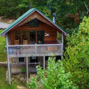 Comfy Cottage Sevierville Cabin