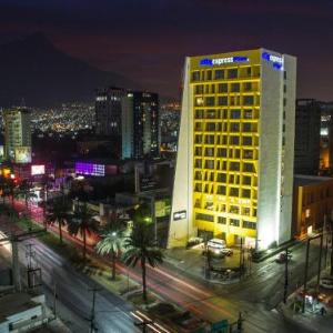 City Express Plus by Marriott Monterrey Galerias