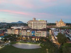 The Waterfront Hotel Kuching, Kuching