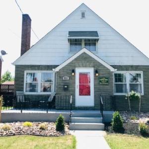 Hotels near Sal Maglie Stadium - The Little Italy of Niagara Falls Bed & Breakfast