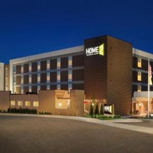 Milwaukee Harley-Davidson Hotels - Home2 Suites By Hilton Menomonee Falls Milwaukee