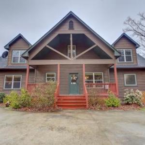 Ellijay Hotels Deals At The 1 Hotel In Ga Southern Cross Lodge