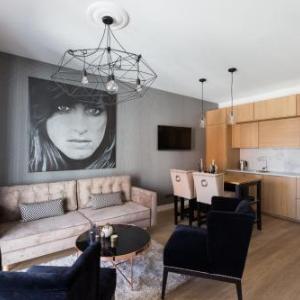 Brabank Apartments by Apartmore