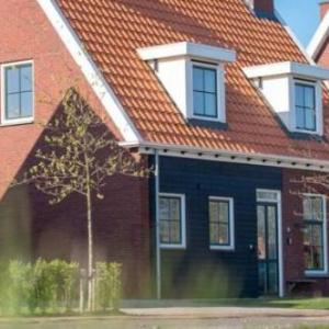 Detached family friendly villa in the Oosterschelde National Park