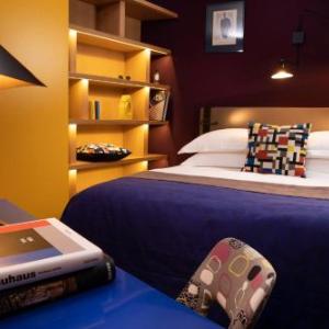 Artus Hotel
