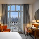 room photo