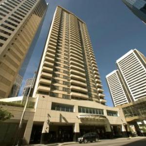 Hotels near Kerby Centre - International Hotel Calgary
