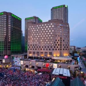 Theatre du Nouveau Monde Montreal Hotels - DoubleTree by Hilton Montreal