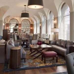 Arrata Opera Centre Hotels - Fairmont Palliser