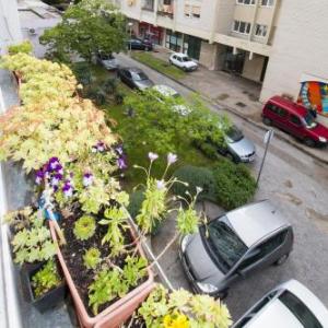 Apartments with parking space Omis - 16497