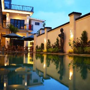 Tirtha Canggu Suite