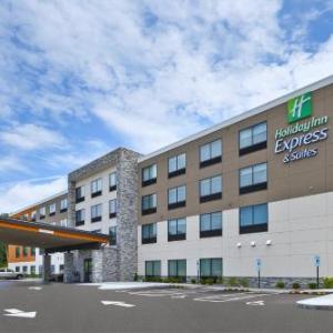 Holiday Inn Express & Suites - Painesville - Concord