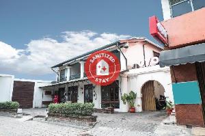 OYO 422 Achterhuis Guesthouse, Semarang