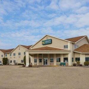 ImOn Arena Hotels - Quality Inn & Suites