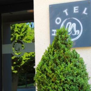 Hotels near Rudolf Weber Arena - Hotel U.   Apartments