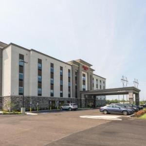 Hotels near Holland International Speedway - Hampton Inn By Hilton Hamburg