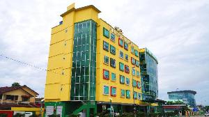 Pine Garden Hotel, Kuching