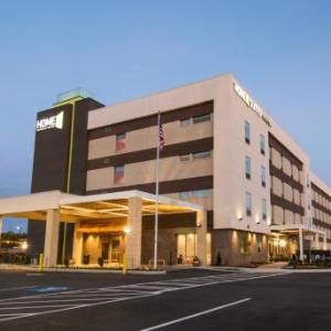 Hotels near Frederick Brown Jr. Amphitheater - Home2 Suites by Hilton Atlanta Newnan