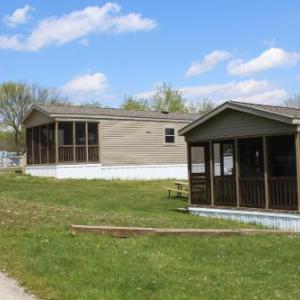 Plymouth Rock Camping- Vacation Cottage