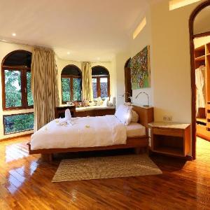 Urbanest Inn Villa