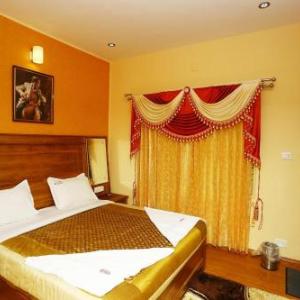 Lagana MMR Holiday Inn