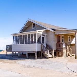 Aqua Hol - S Nags Head MP 18 Oceanfront Ocean View 3 Bedrooms Flex Stays Pets OK