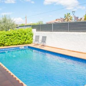 Segur de Calafell Villa Sleeps 12 Pool