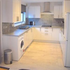 3 Bedroom-Kelpies Serviced Apartments Bruce