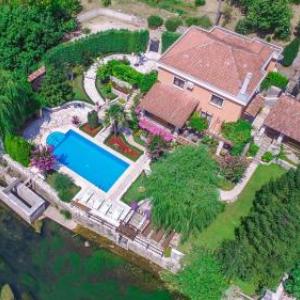 Villa Old Garden