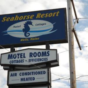 Seahorse Resort Motel & Cottages