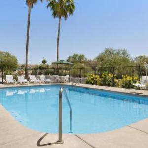 Country Inn & Suites by Radisson Tucson Airport AZ