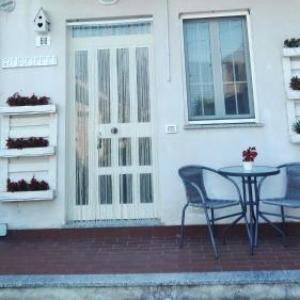 Apartment with one bedroom in Ortona with wonderful sea view furnished garden and WiFi 1 km from the beach