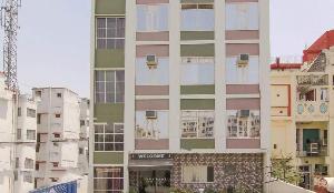 Hotel Deepak Palace, Varanasi