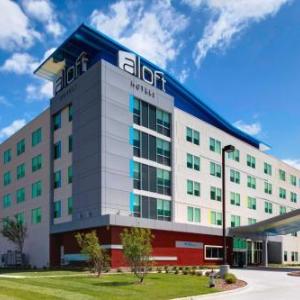 Hotels near Park City Arena - Aloft Wichita