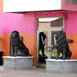 Hotels near University of Louisville - Vu Guesthouse