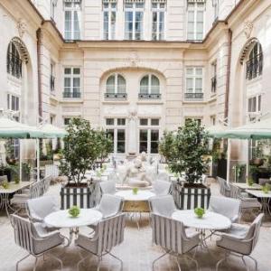 Hotel De Crillon