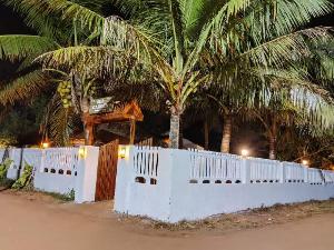 Sea Garden Beach Front Boutique cottages, Anjuna