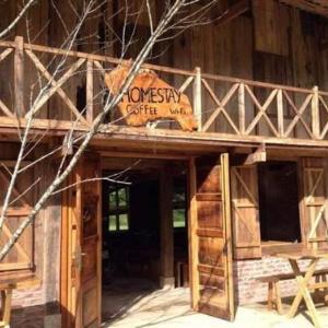 Ta Phin Homestay