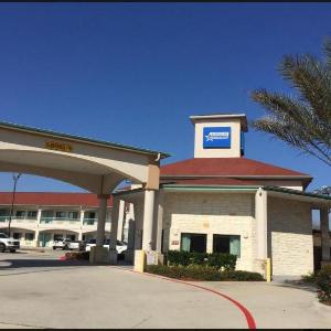 Americas Best Value Inn & Suites IAH Airport North