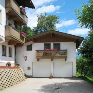 Holiday Home Margit - MHO786