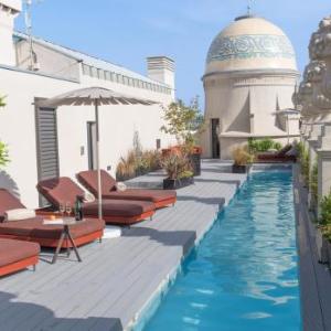 Casagrand Luxury Apartments Barcelona