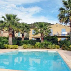 Holiday Home Les Olivades - PLT201