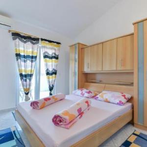 Apartment Jadran - NIN120