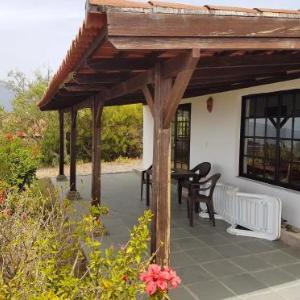 House with 2 bedrooms in Los Llanos with wonderful sea view and furnished garden 9 km from the beach