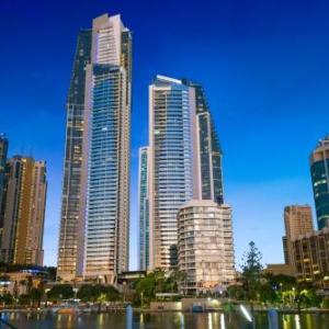 Holiday Holiday Circle On Cavill Apartments
